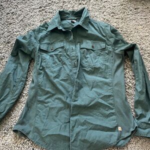 Women’s carhartt button up